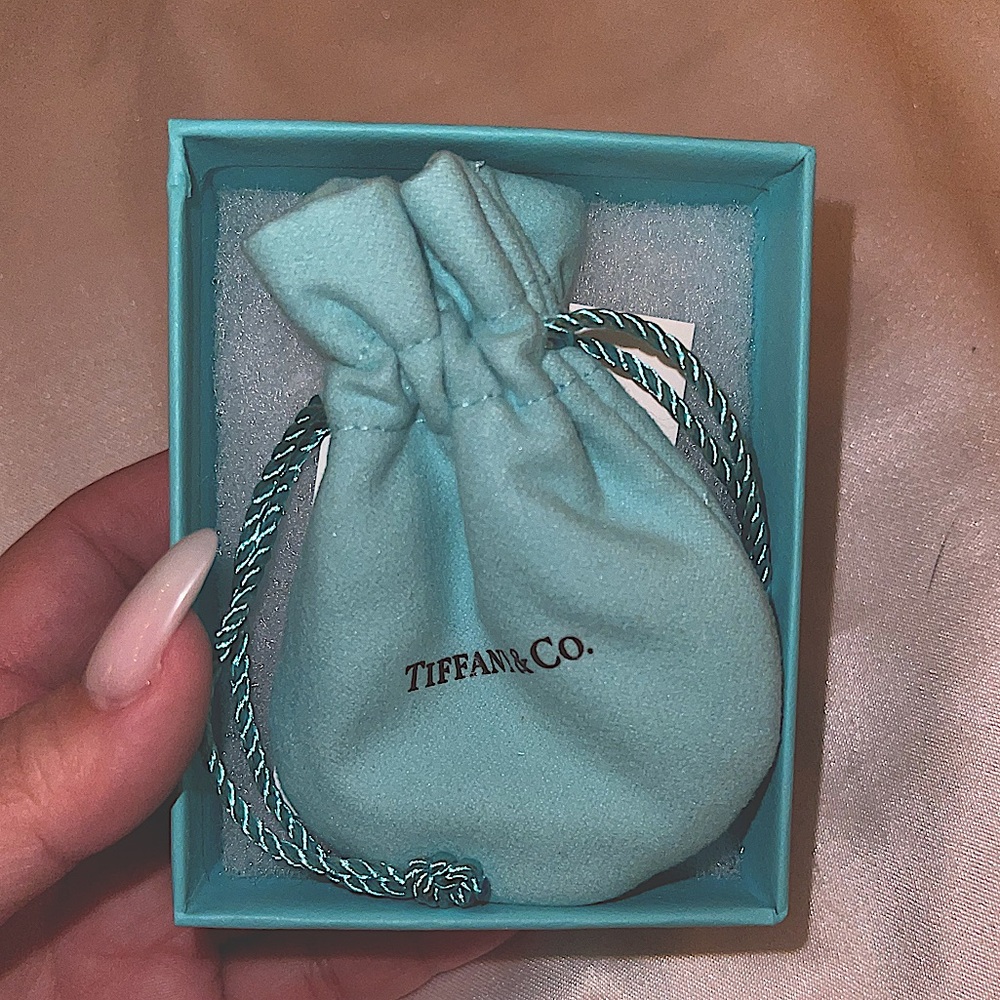 Tiffany & Co infinity bracelet